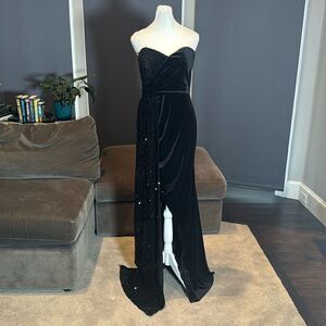 Women’s Black Velvet & Sequins Mermaid Fit Party Formal Dress Leg Slit Size M